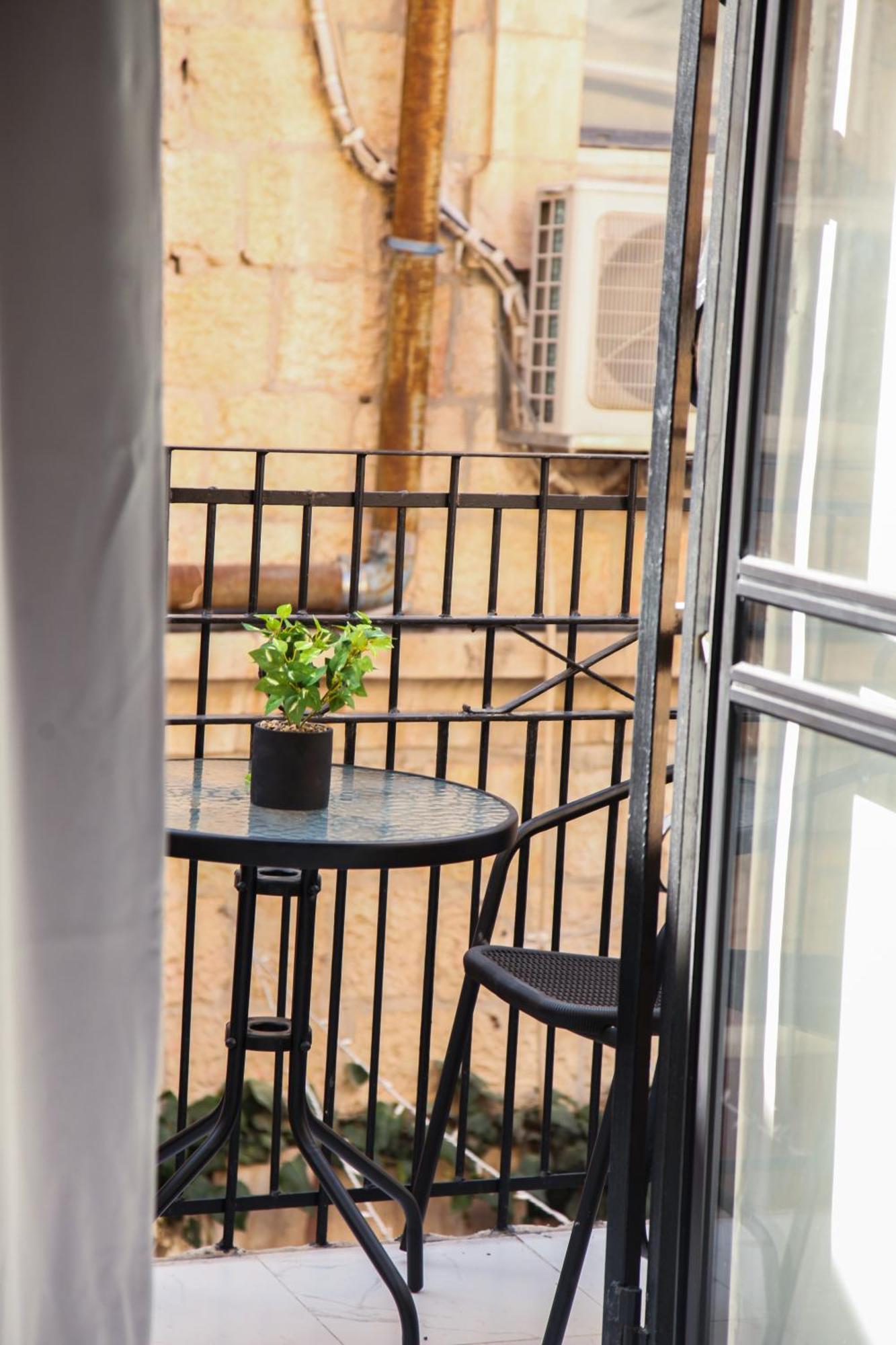 Habira Apartment