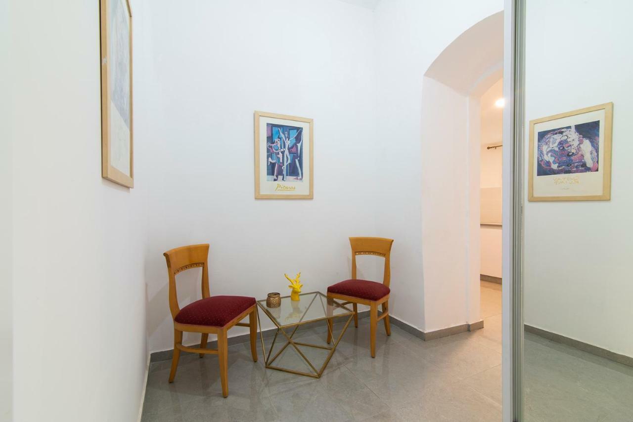 Habira Apartment *